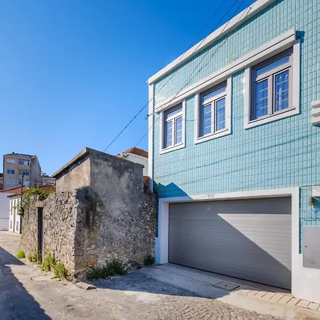 Tiles House Porto